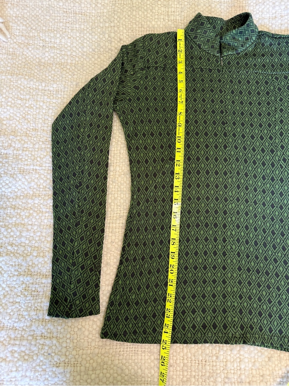 Ibex Jaquard Green Diamond-Pattern Long Sleeve Zip Neck Top. Small - Picture 4 of 7